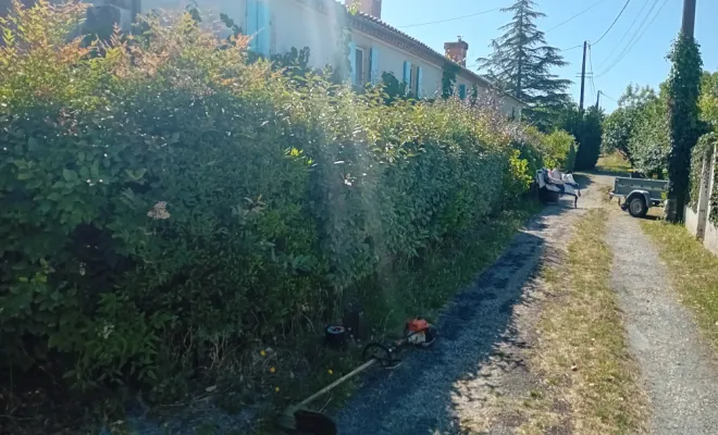 Un extérieur soigné, c'est la clé d'un gîte accueillant qui donne envie de revenir, Royan, AJ MULTISERVICES