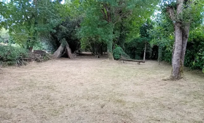 Un extérieur soigné, c'est la clé d'un gîte accueillant qui donne envie de revenir, Royan, AJ MULTISERVICES